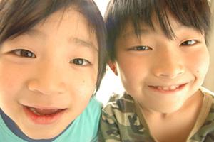 夏休みの思い出に英語キャンプに参加